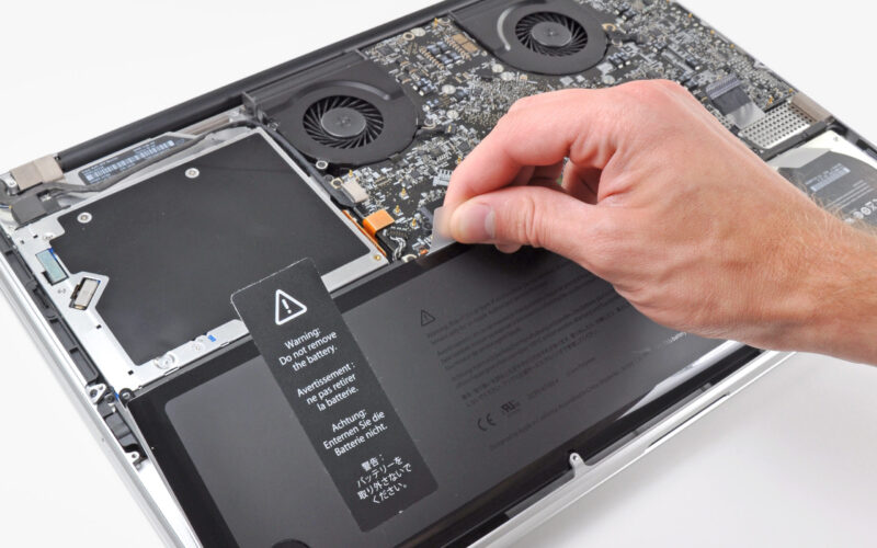 remplacement-depannage-reparation-batterie-macbook-saint-etienne-loire